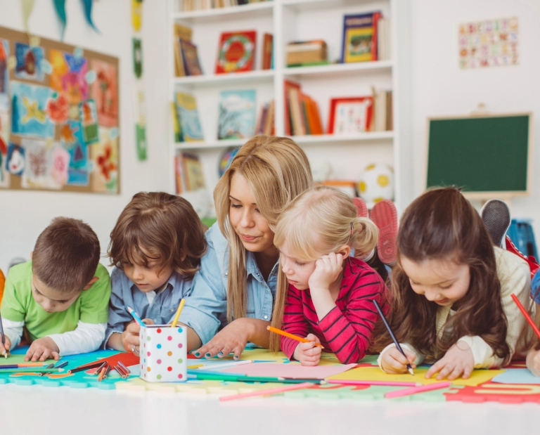 Chłopczyk w&nbsp;przedszkolu